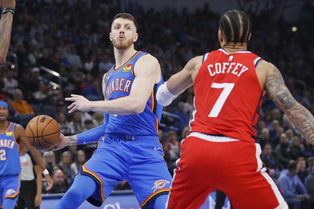 中场不仅吸 中场不仅吸