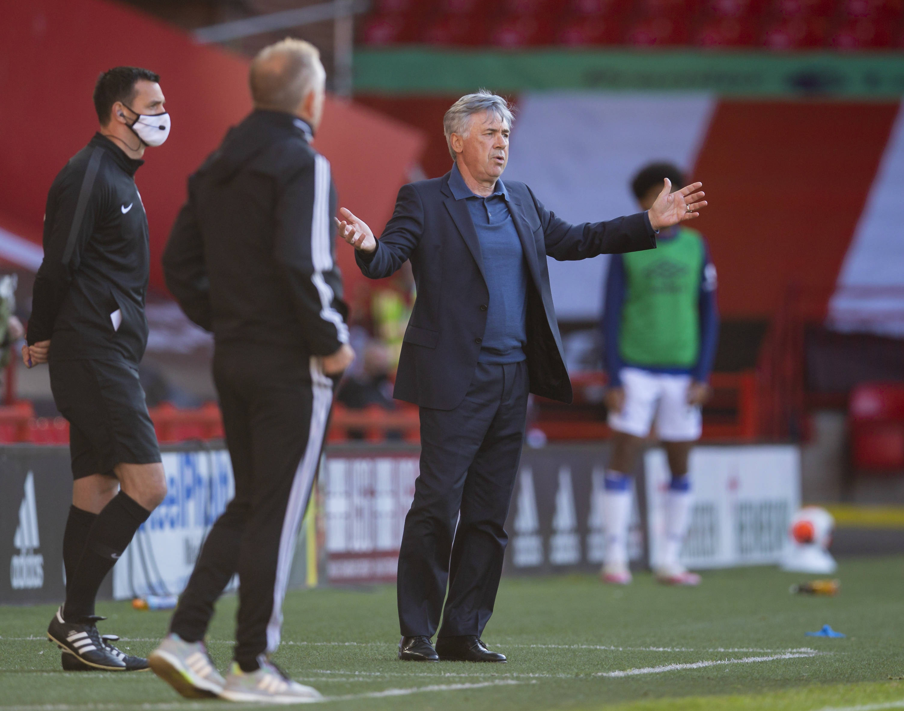 此前在尤文 此前在尤文