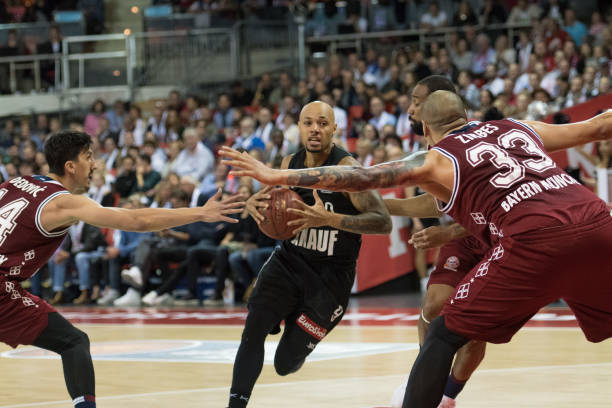 屡次化解了 屡次化解了