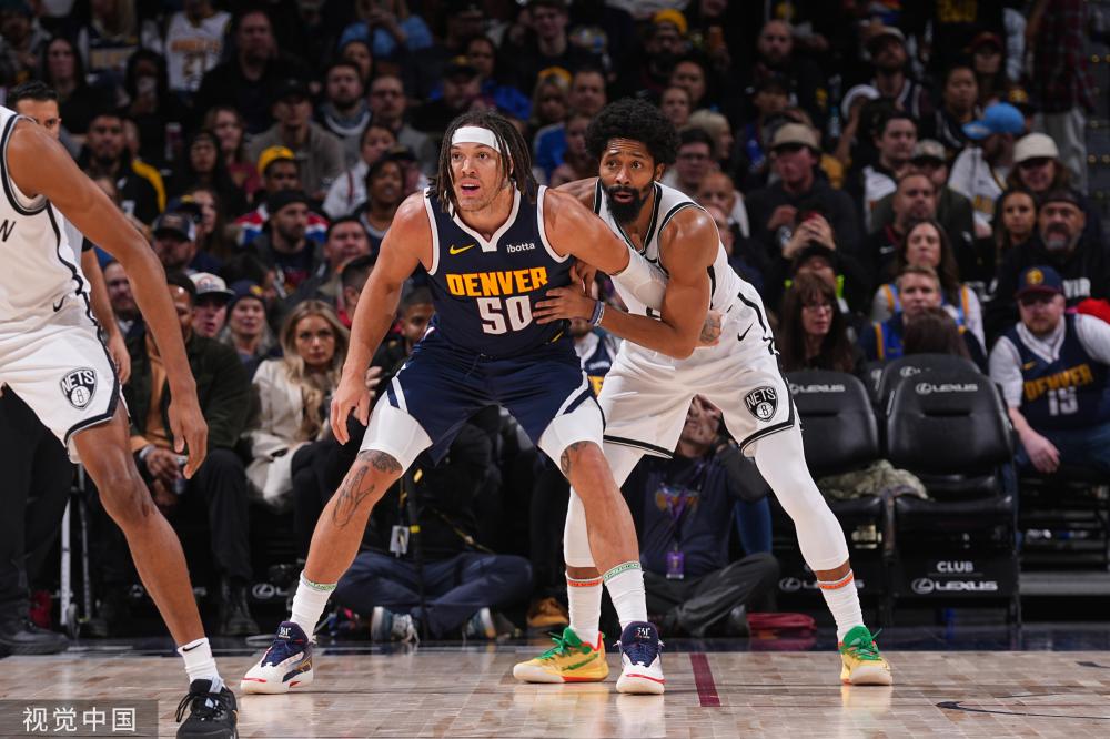 引人注目 引人注目